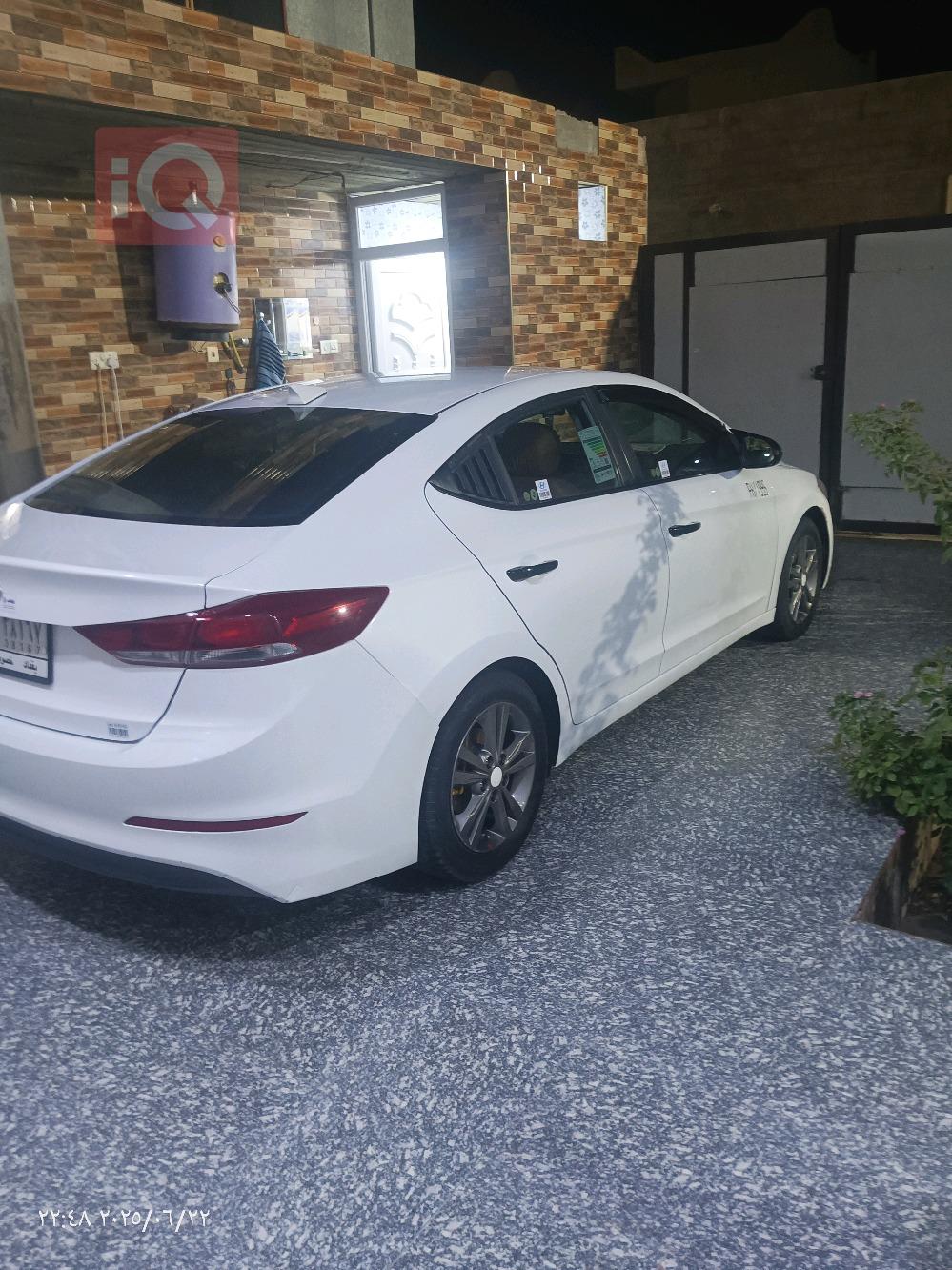 هیوندای ئەلەنترا